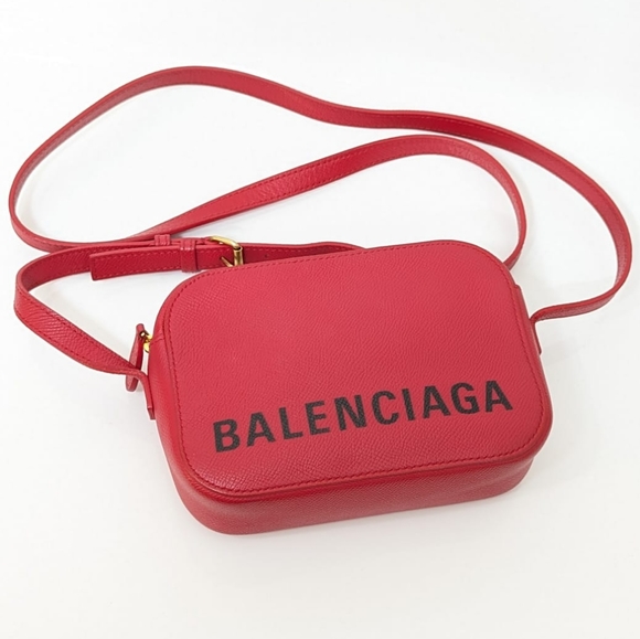✨️💎Authentic Balenciaga Red Crossbody Camera Bag - Picture 7 of 15